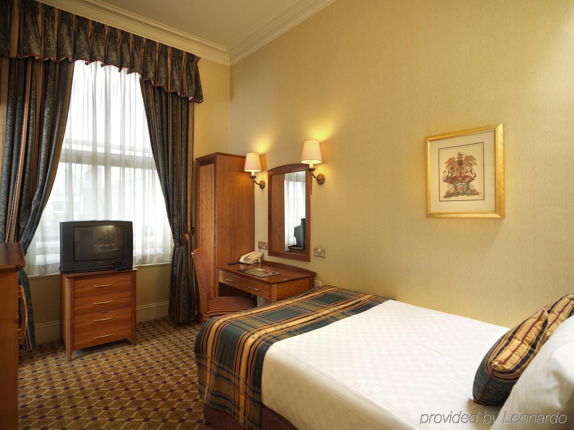 Mercure Aberdeen Caledonian Hotel Room photo